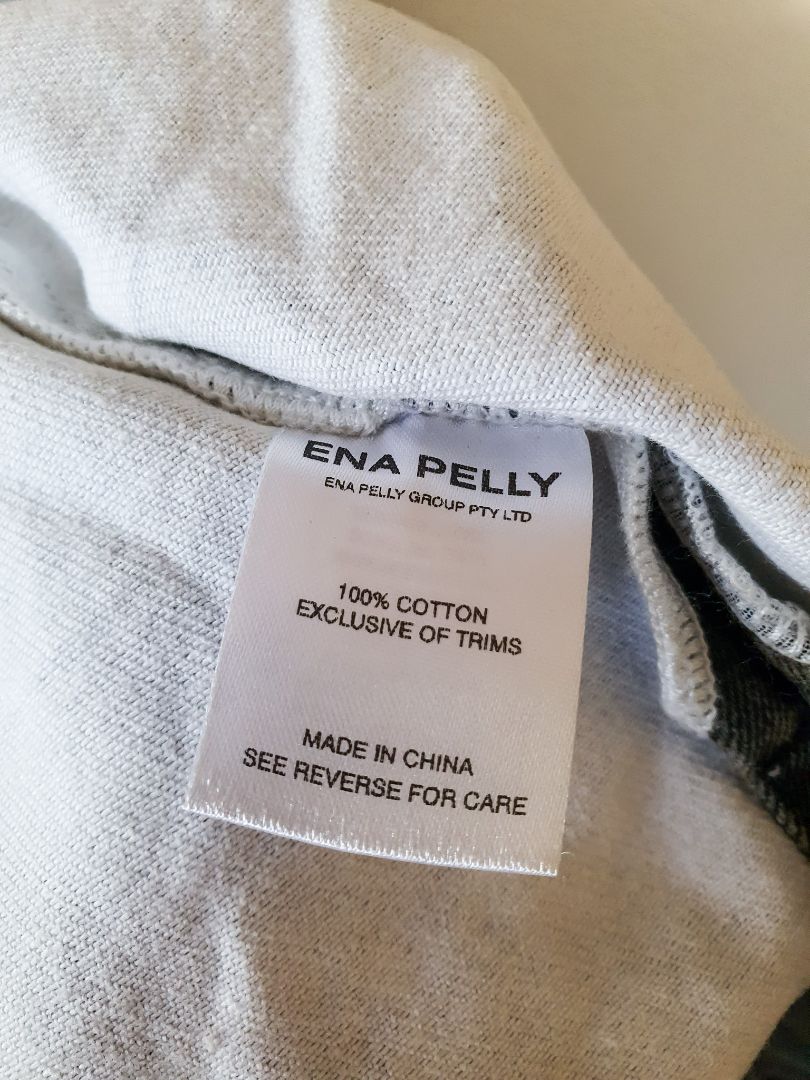 Ena Pelly Top S