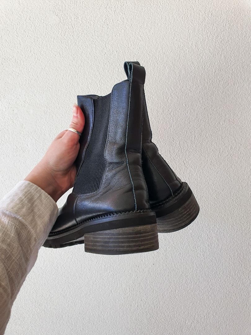 Merchant Shoes