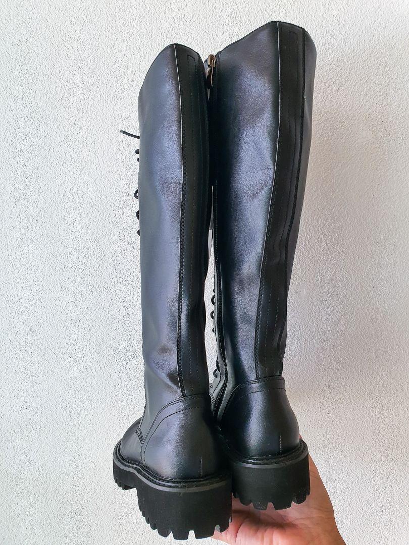 Urban Revivo Shoes 7.5