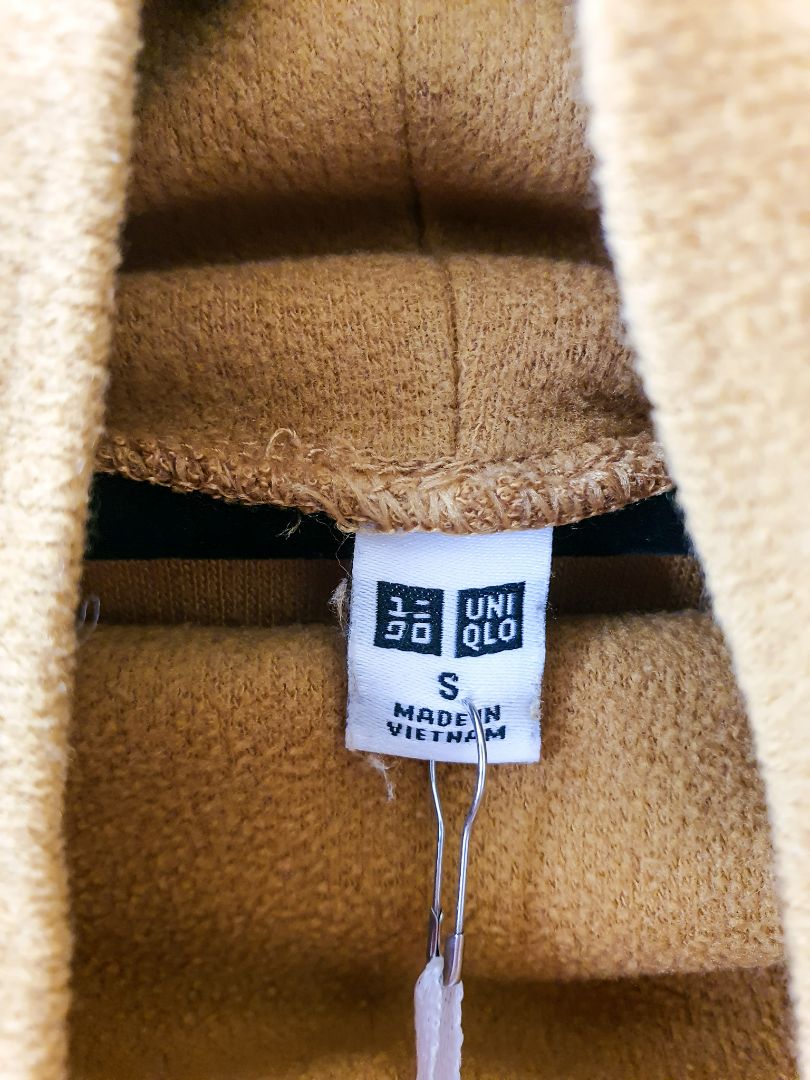 UNIQLO Top S