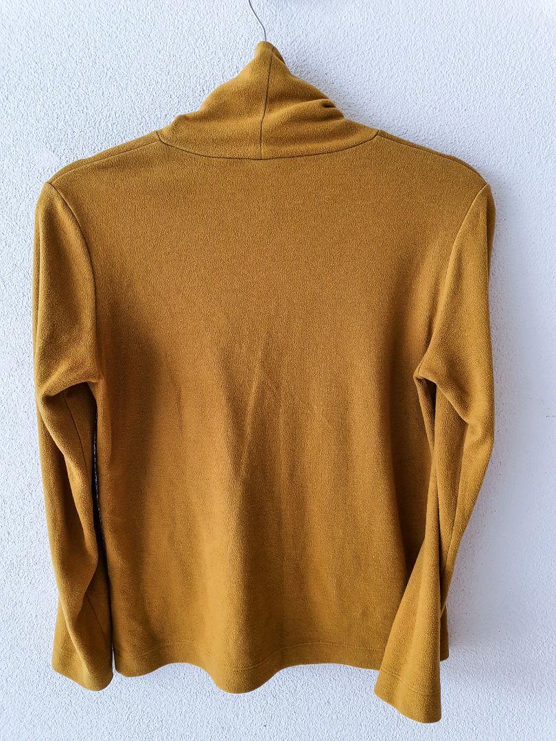 UNIQLO Top S