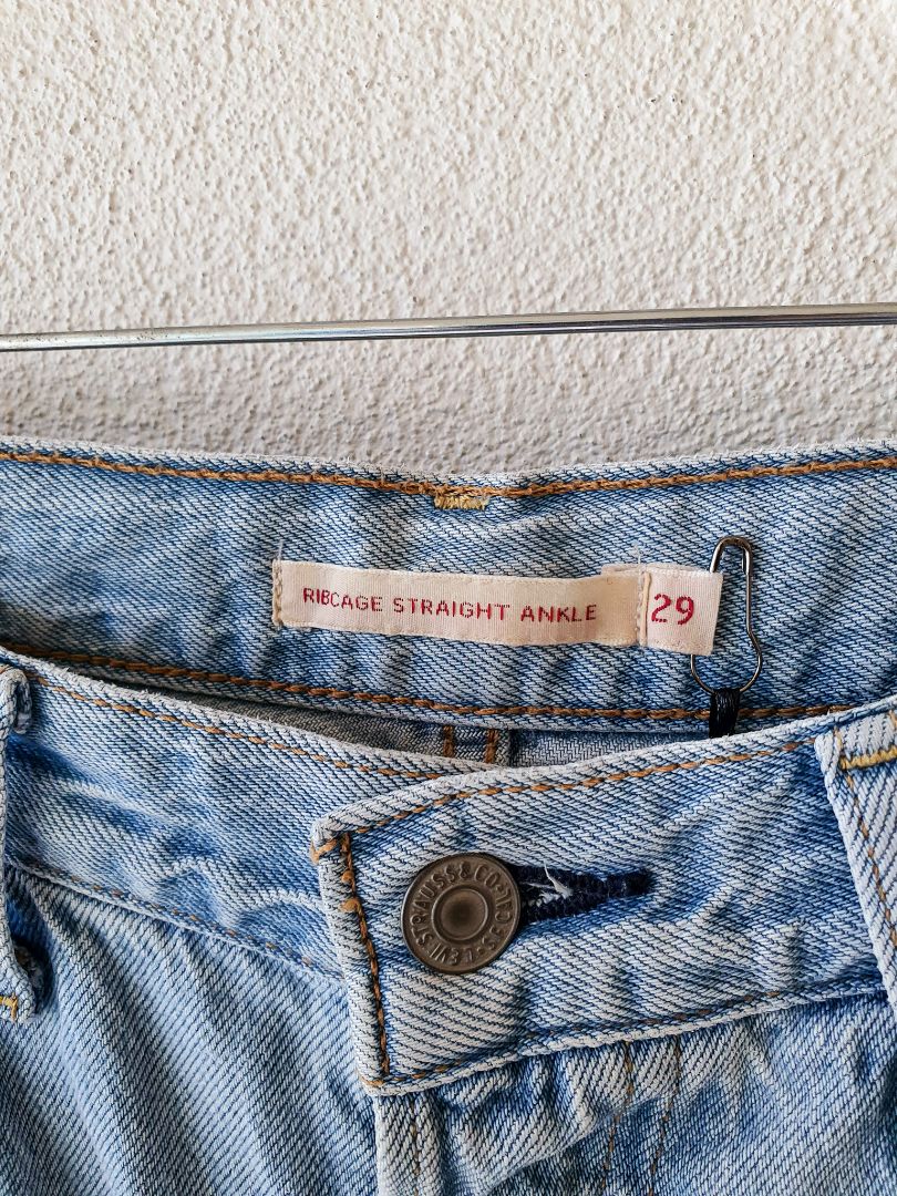 Levi’s Jeans M
