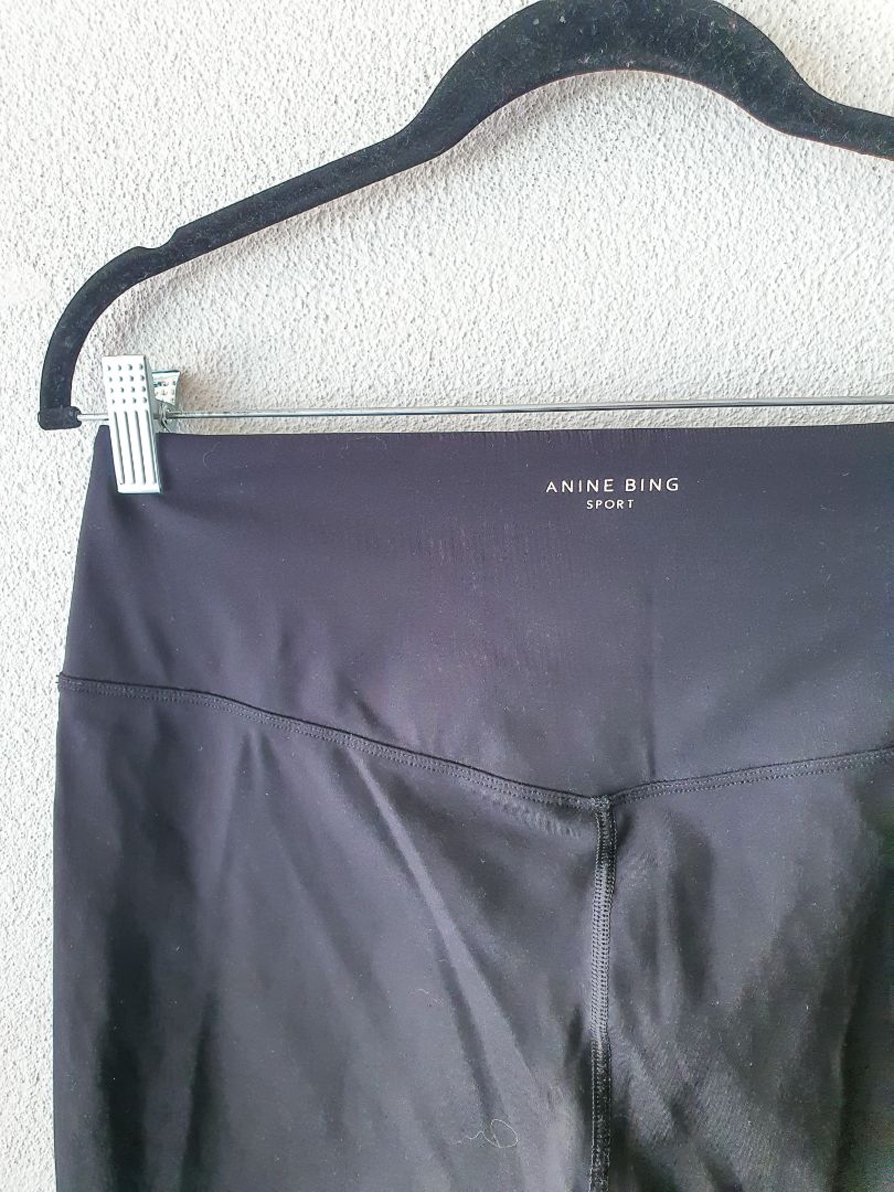 Anine Bing Shorts L