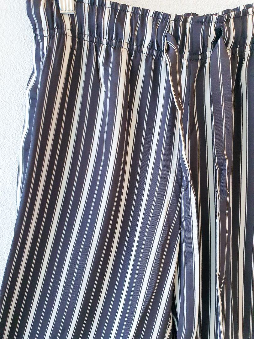 H & M pants Size