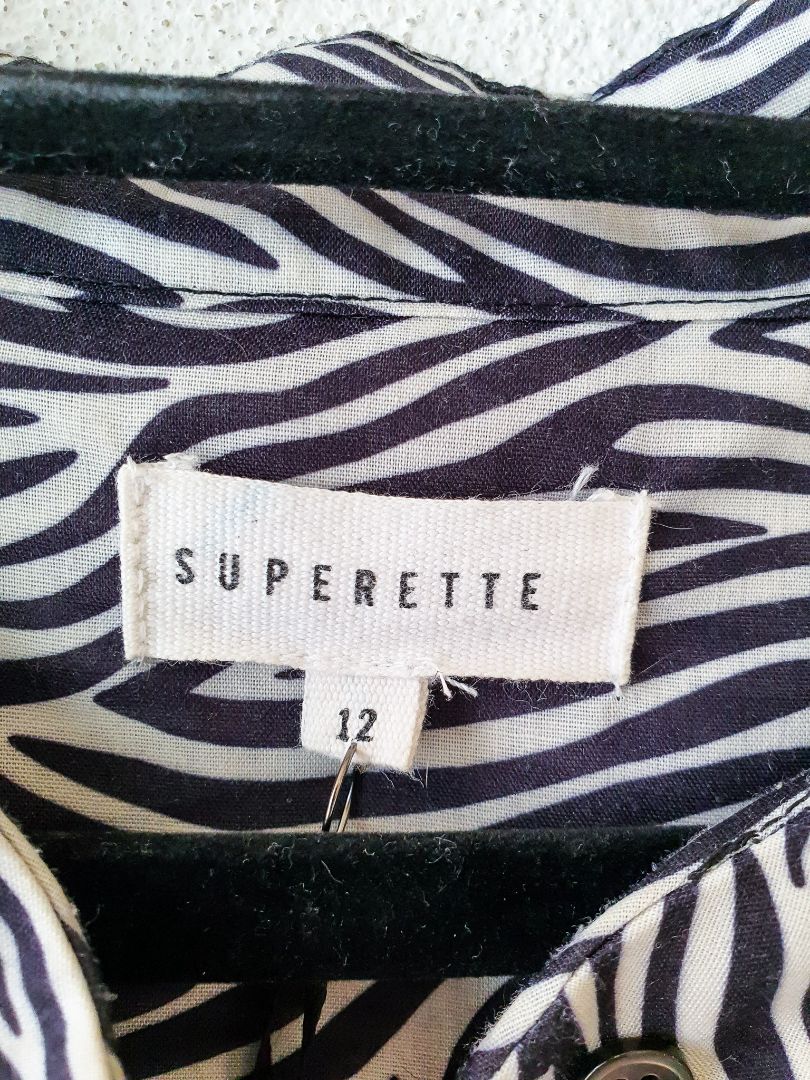 Superette Dress M