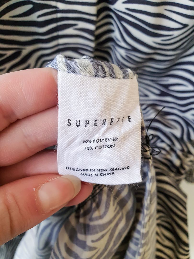 Superette Dress M