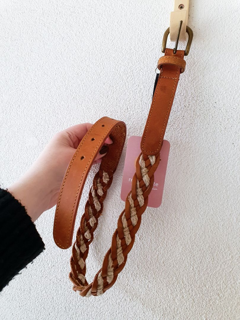 Belt S