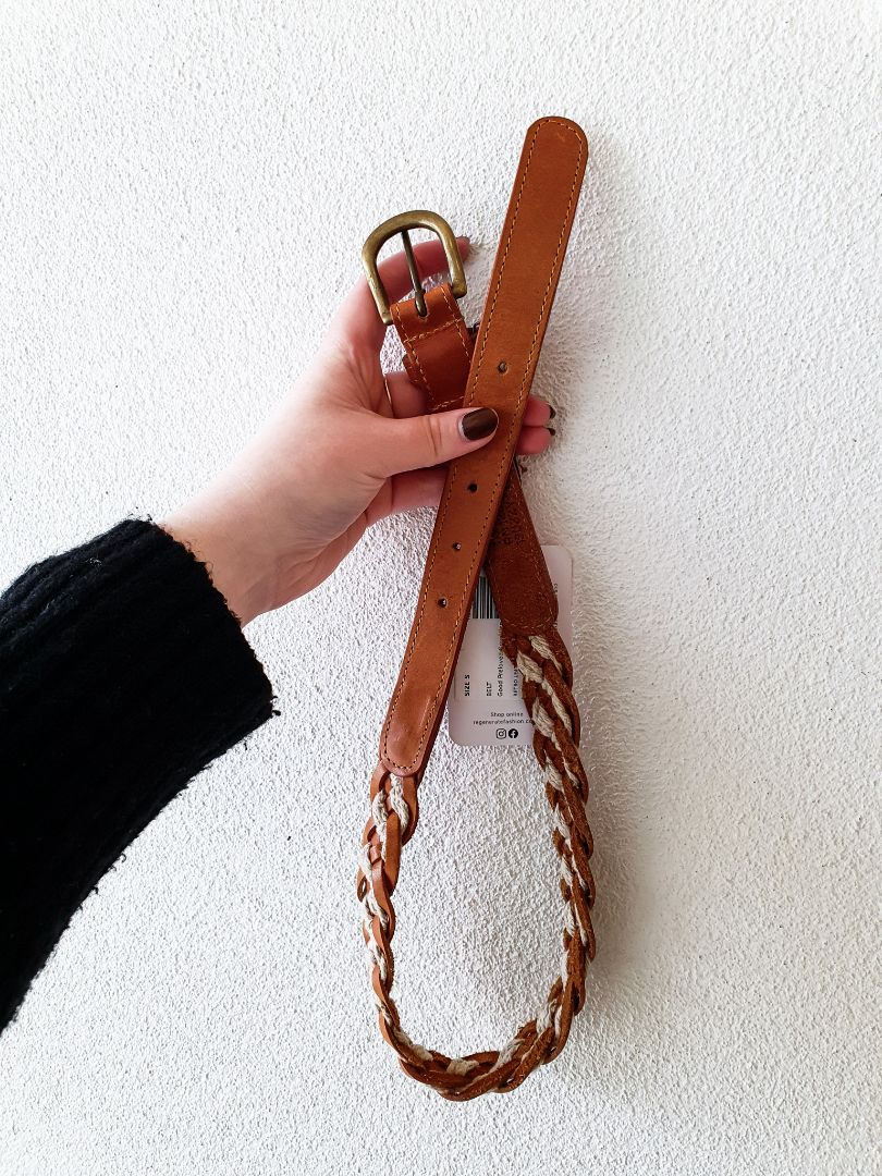Belt S