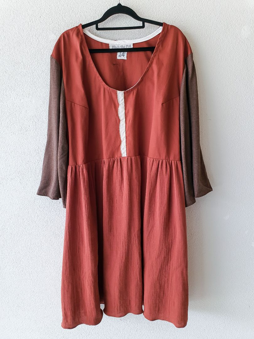 Pitch The Pot Dress L