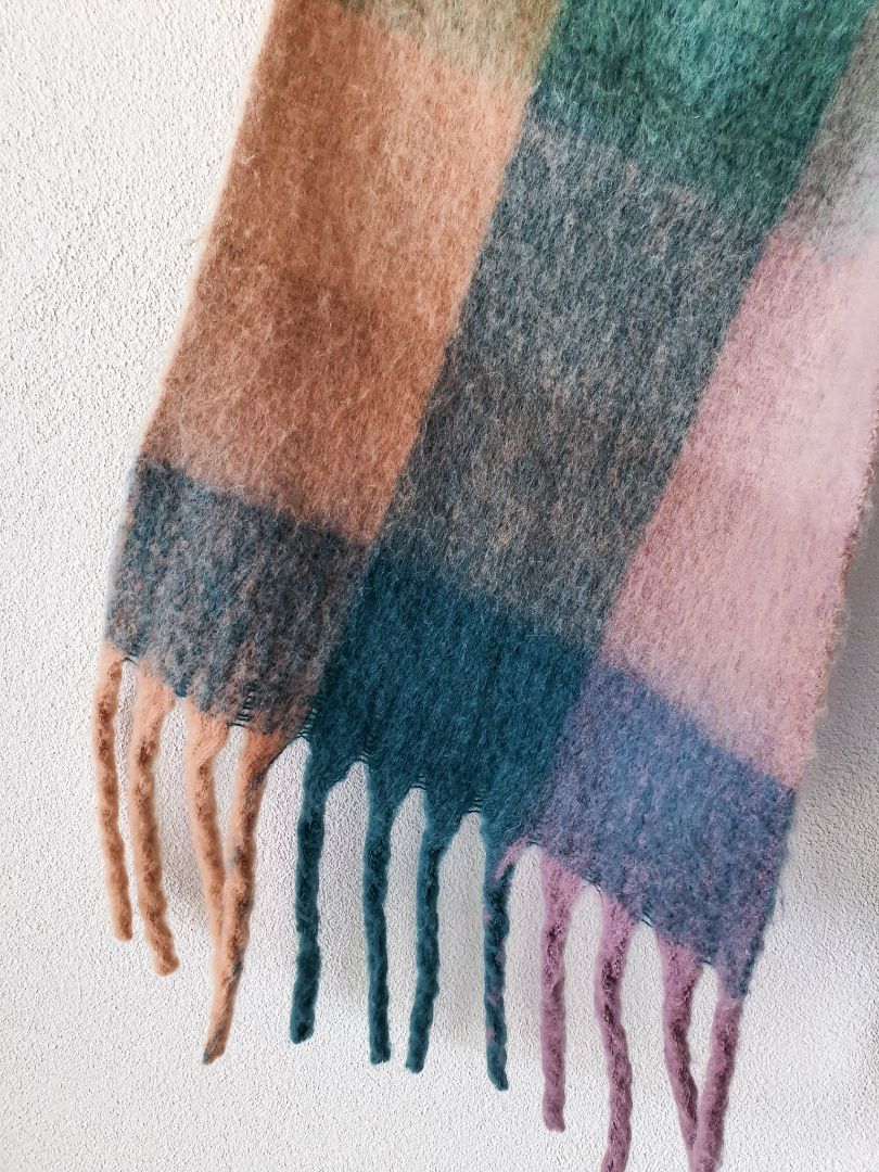 Rosewood scarf OS