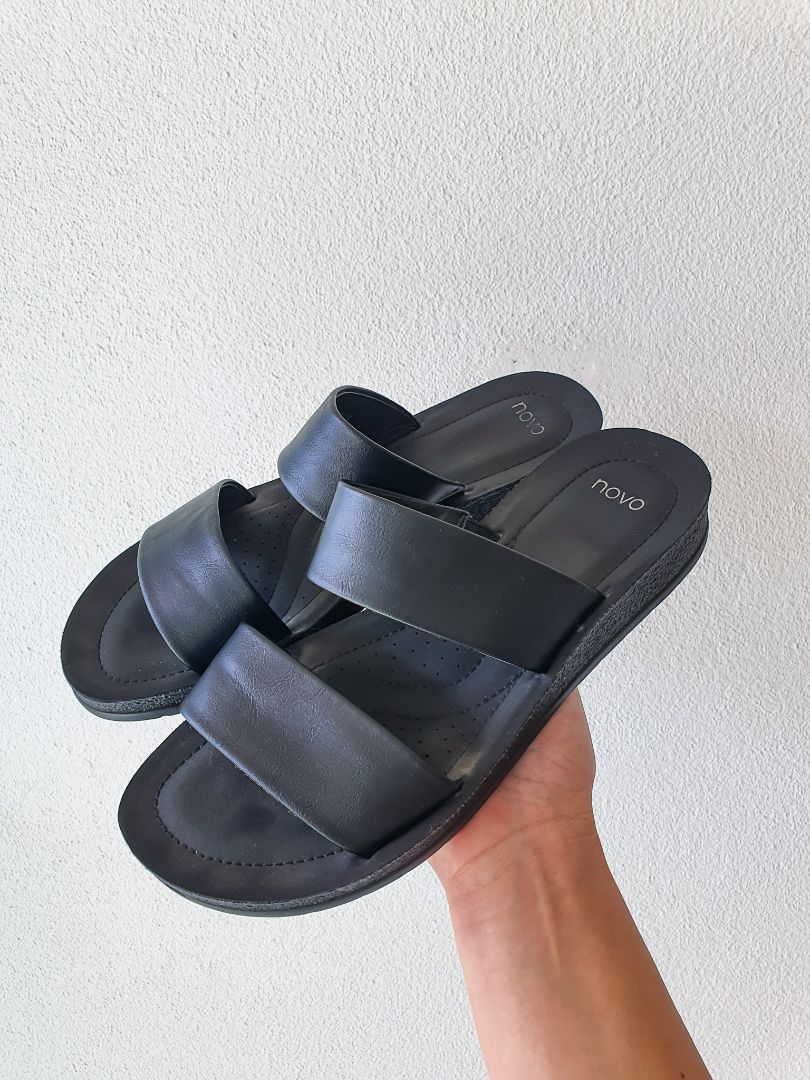 Novo Shoes 10