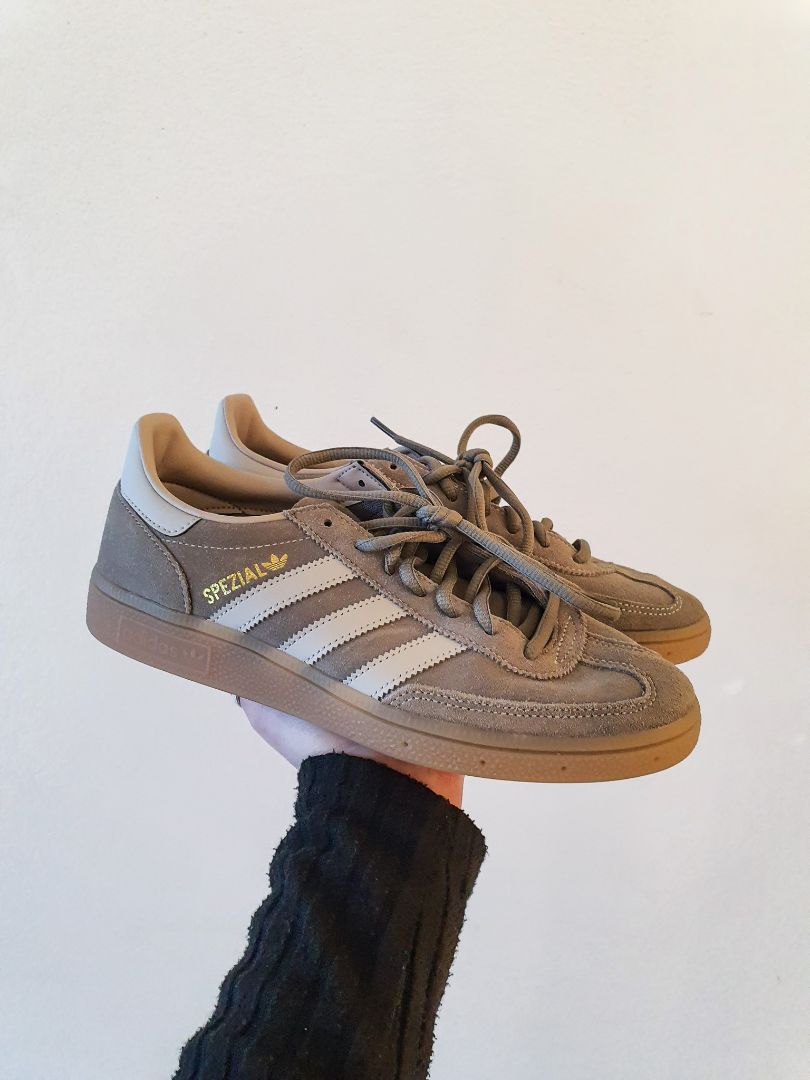 Adidas Shoes EUR40