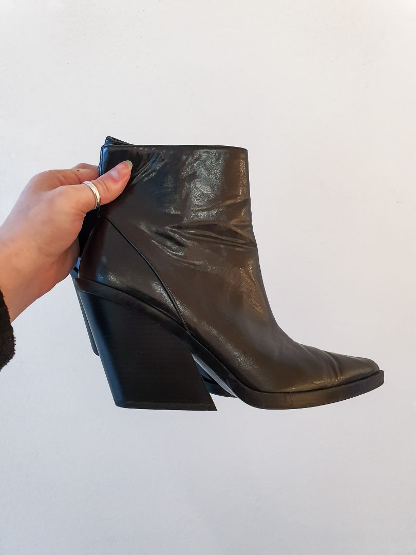 Zara Shoes EUR39