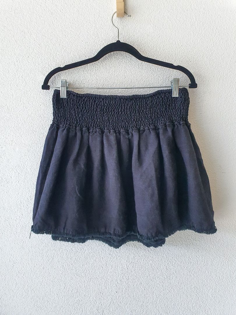 Little Lies Skirt L