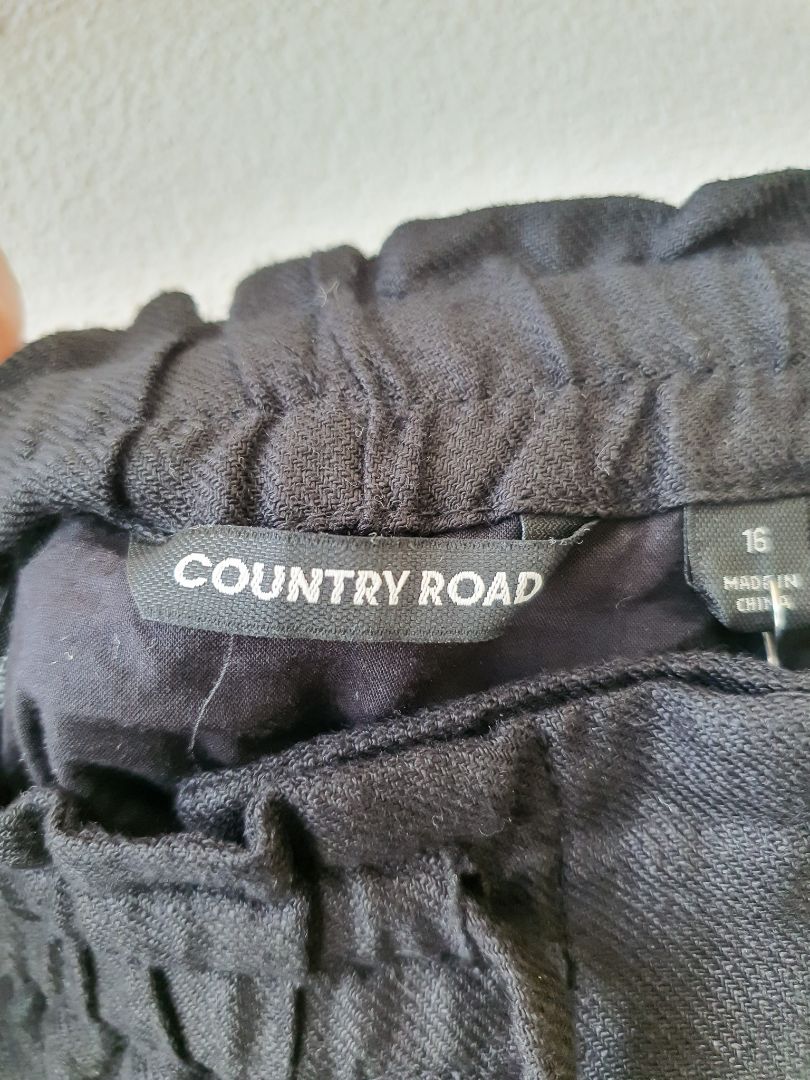 Country Road Skirt XL