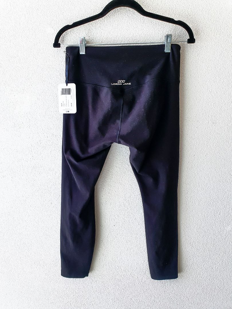 Lorna Jane pants M