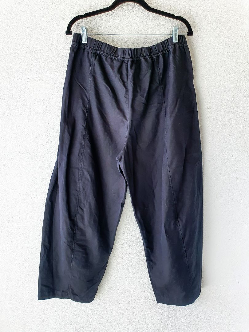 Assembly Label pants L