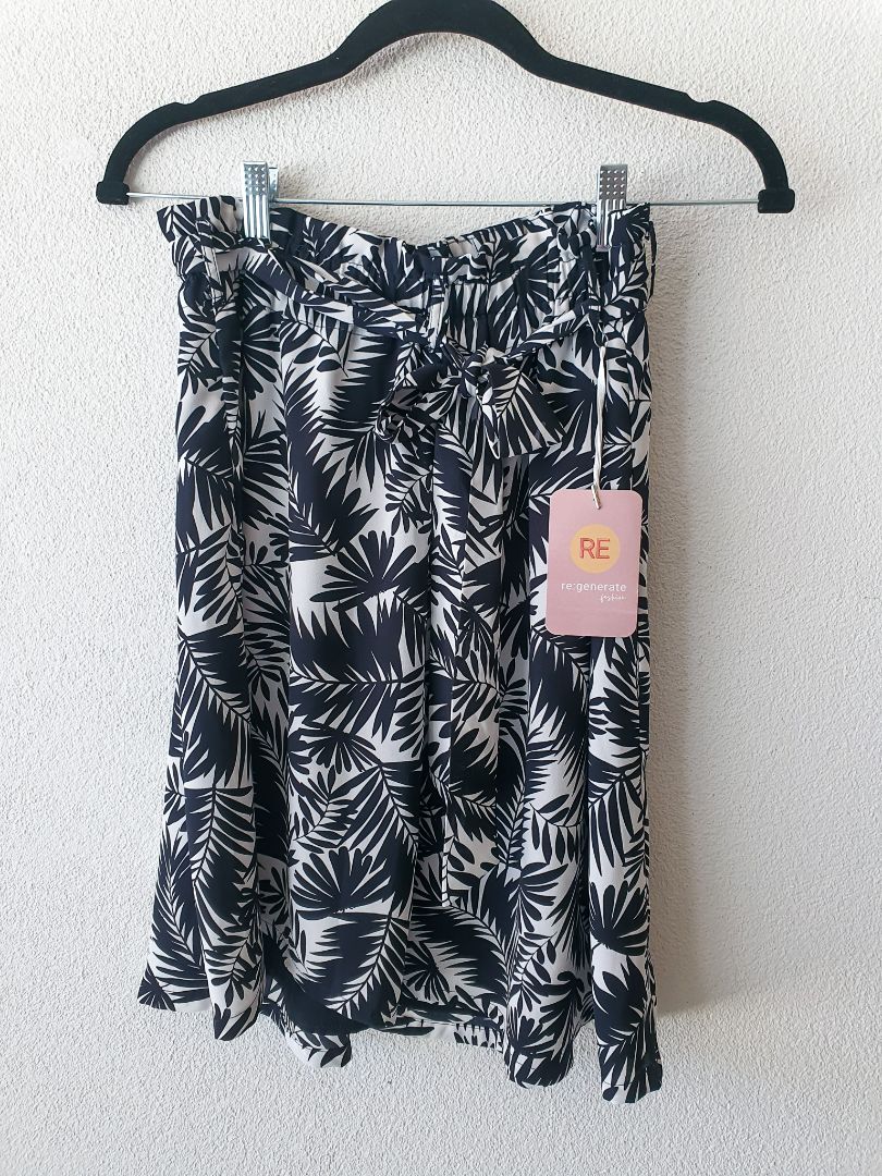 Max Skirt S