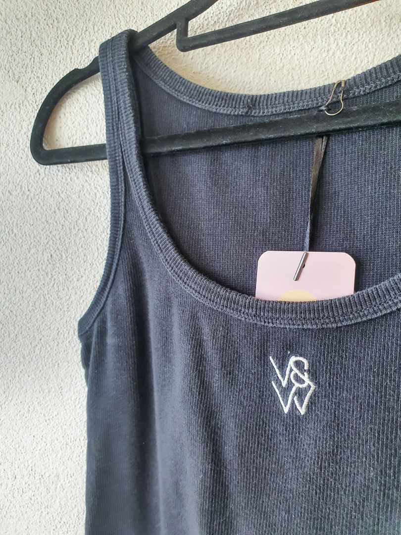 V&W Top M