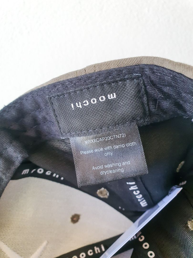 Moochi Hat OS