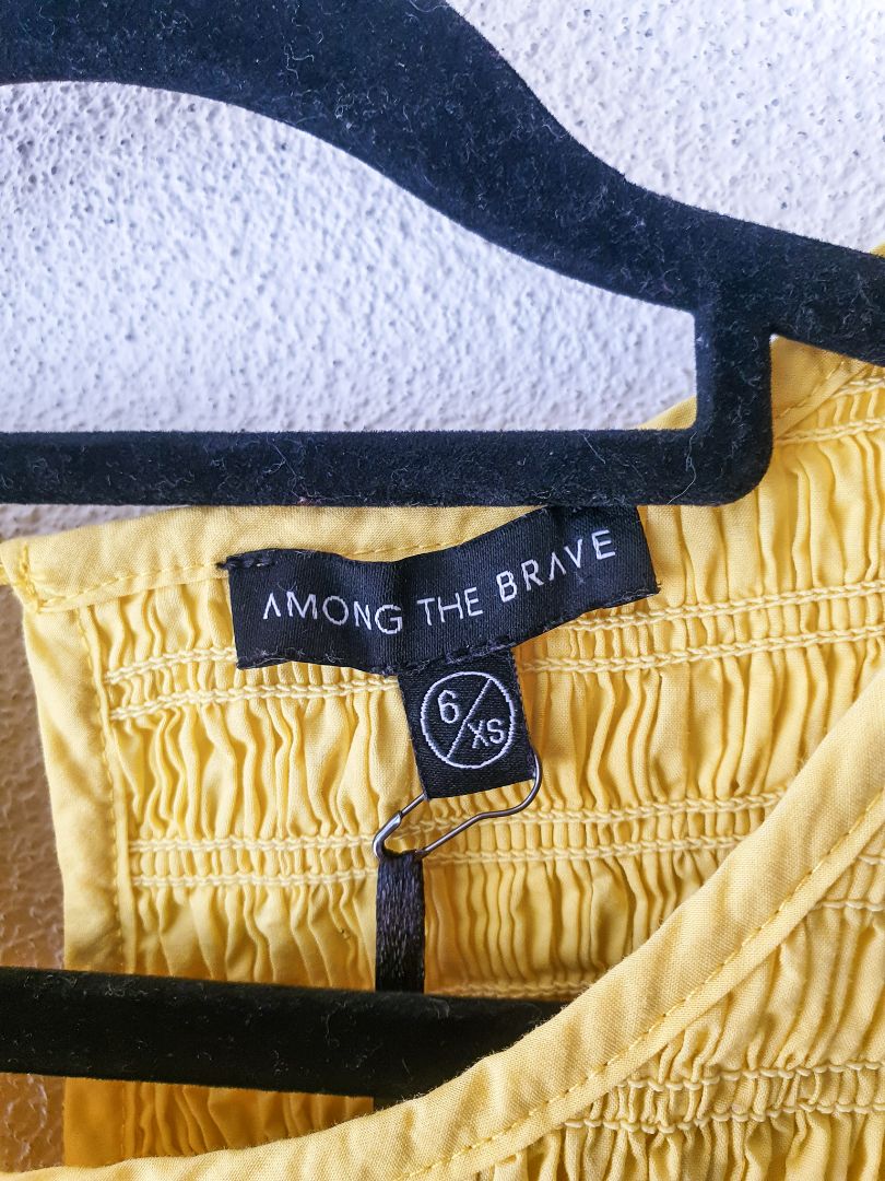 Among The Brave Top XS
