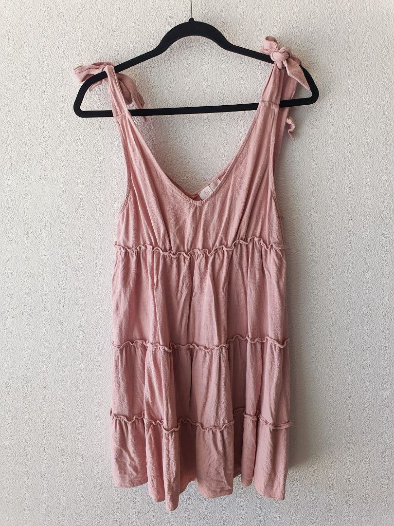 Billy J Dress M
