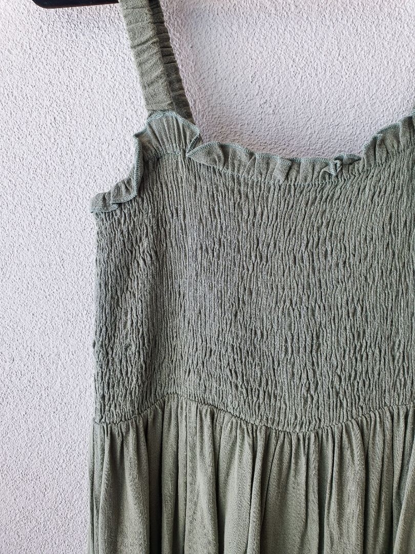 Ally Dress M