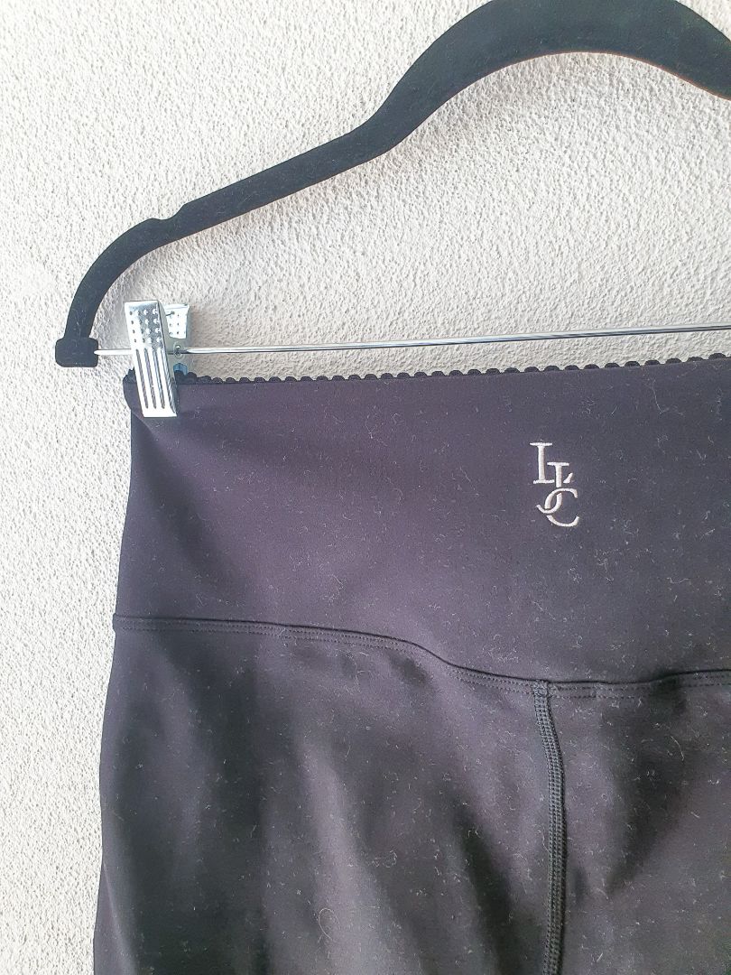 Lorna Jane Shorts M