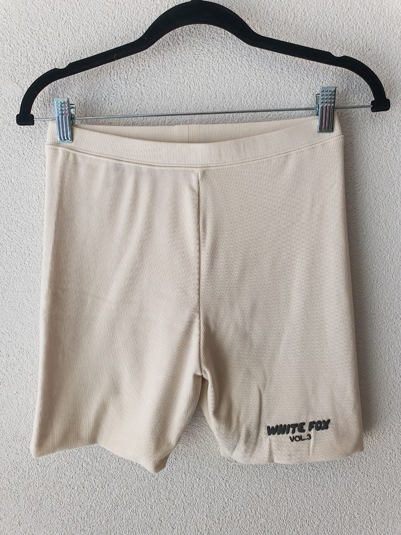 White Fox Shorts M