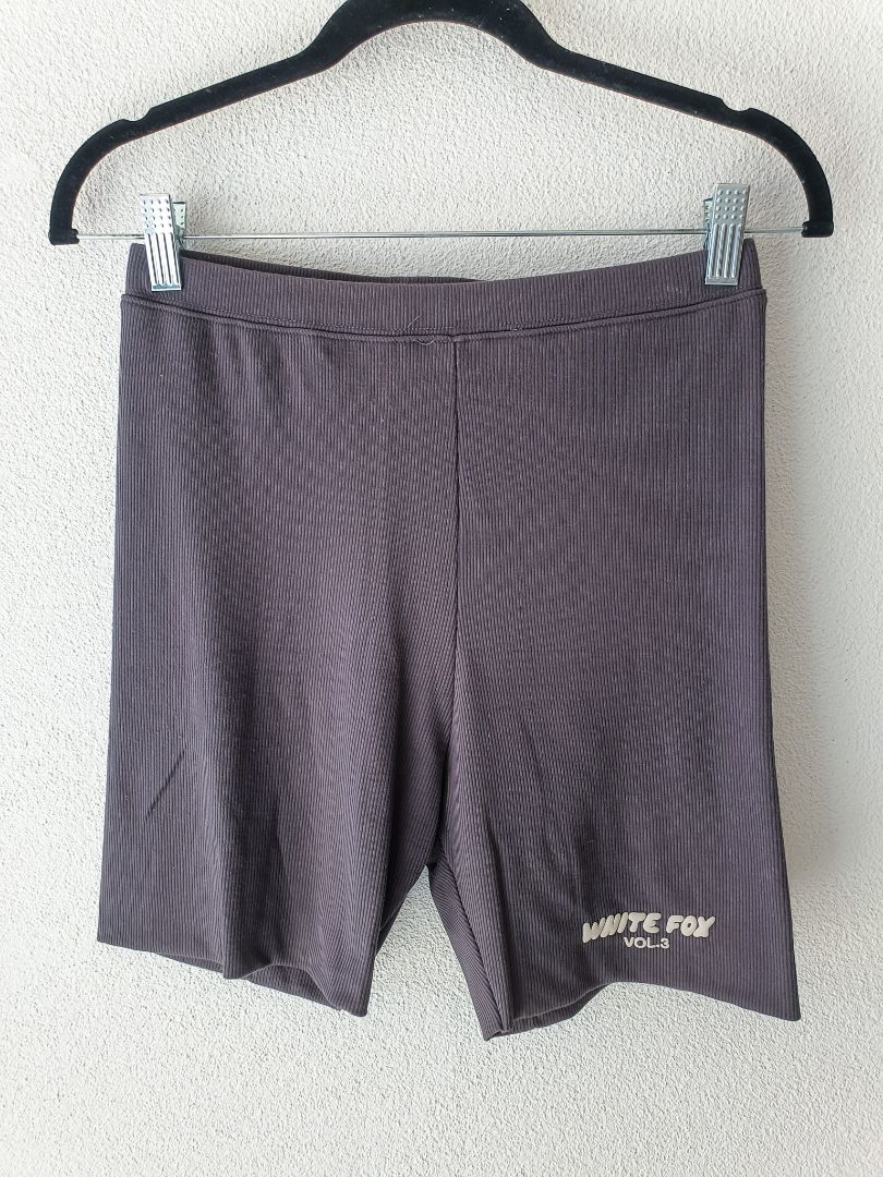 White Fox Shorts M