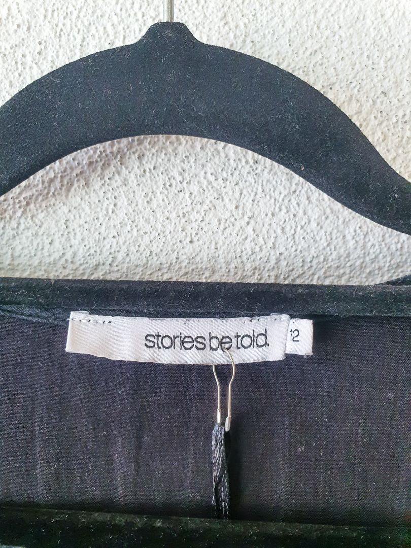 Stories Be Told Dress M