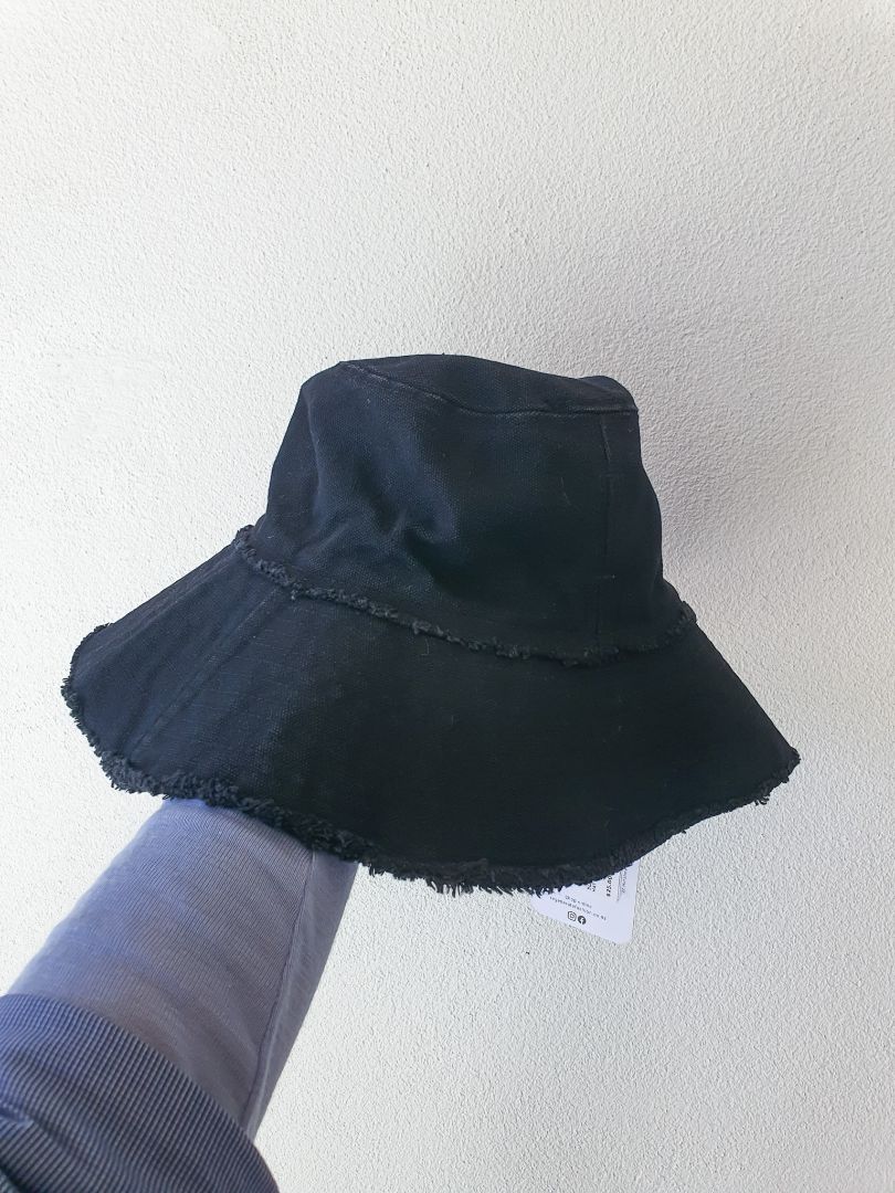 Marle Hat OS
