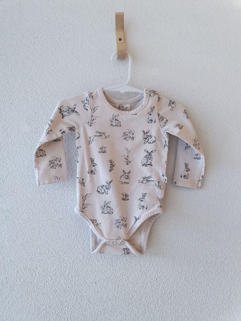 Burrow & be Baby 6-12 months