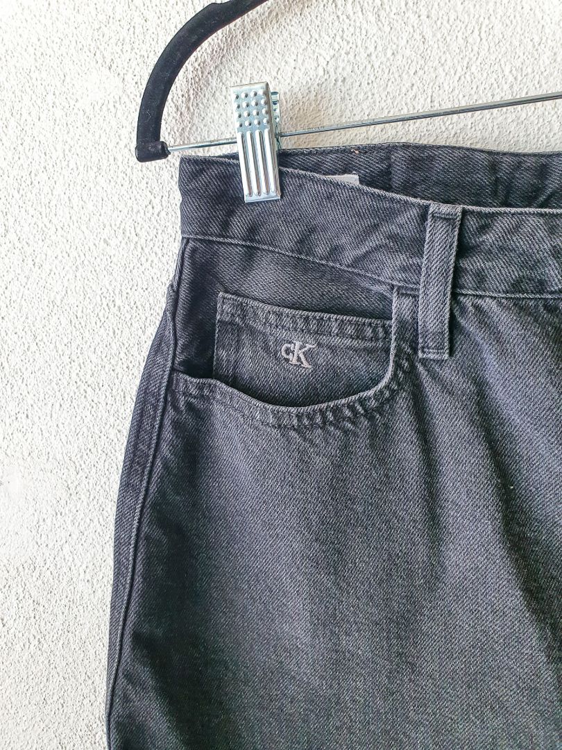 Calvin Klein Skirt M