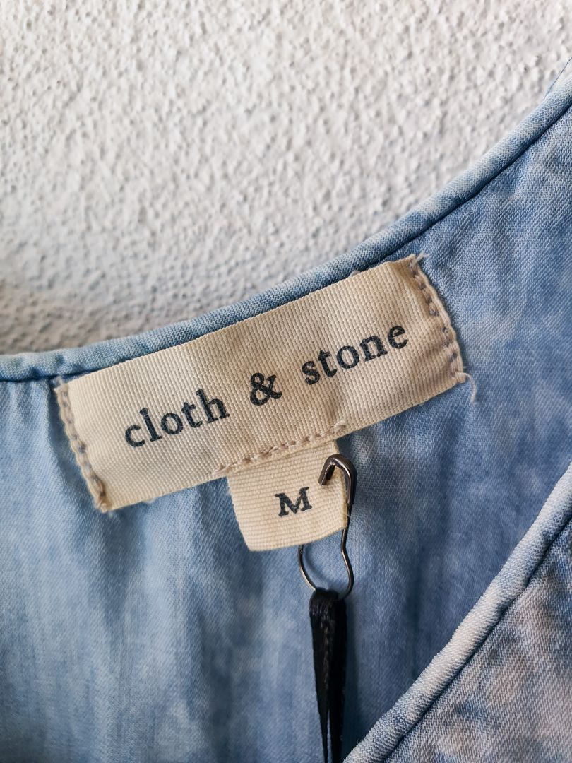 Cloth & Stone Top M