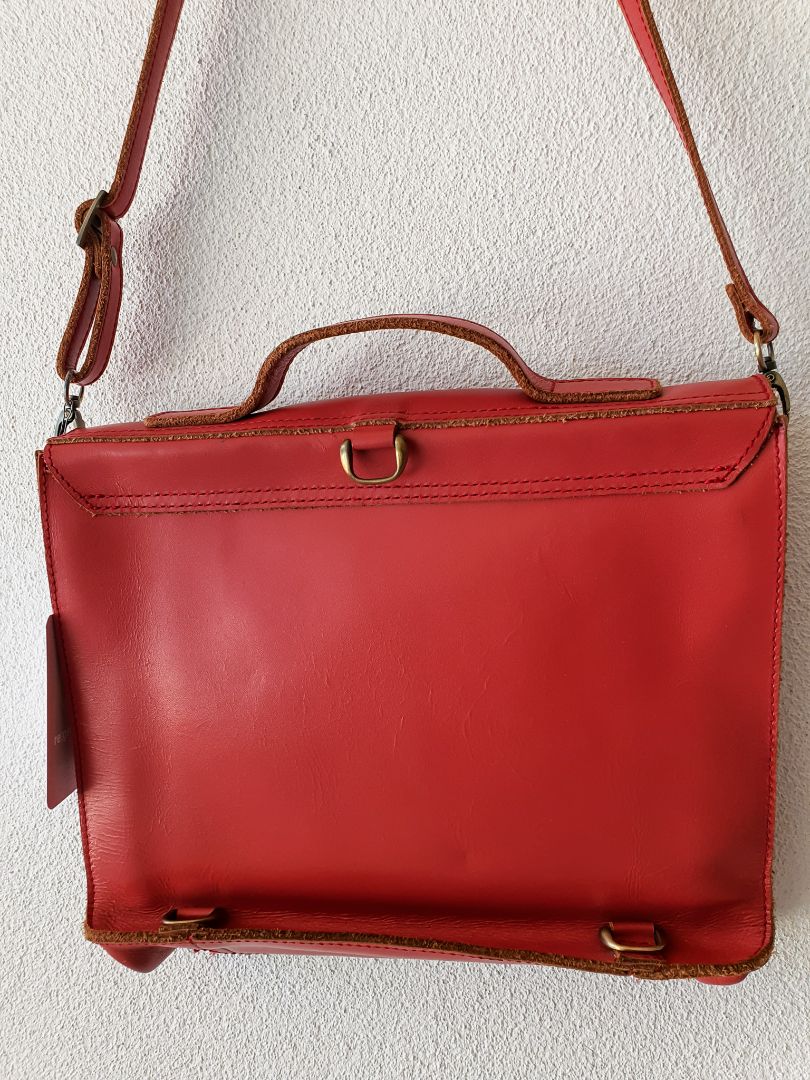bag M