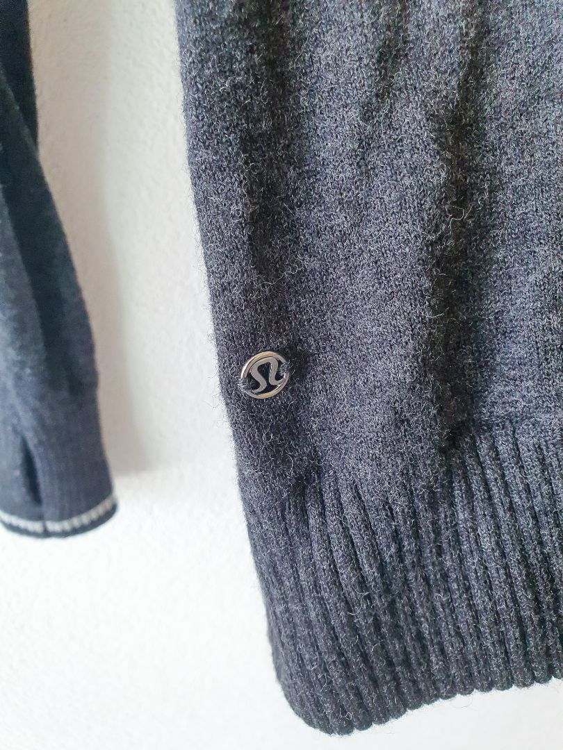 Lululemon Top M