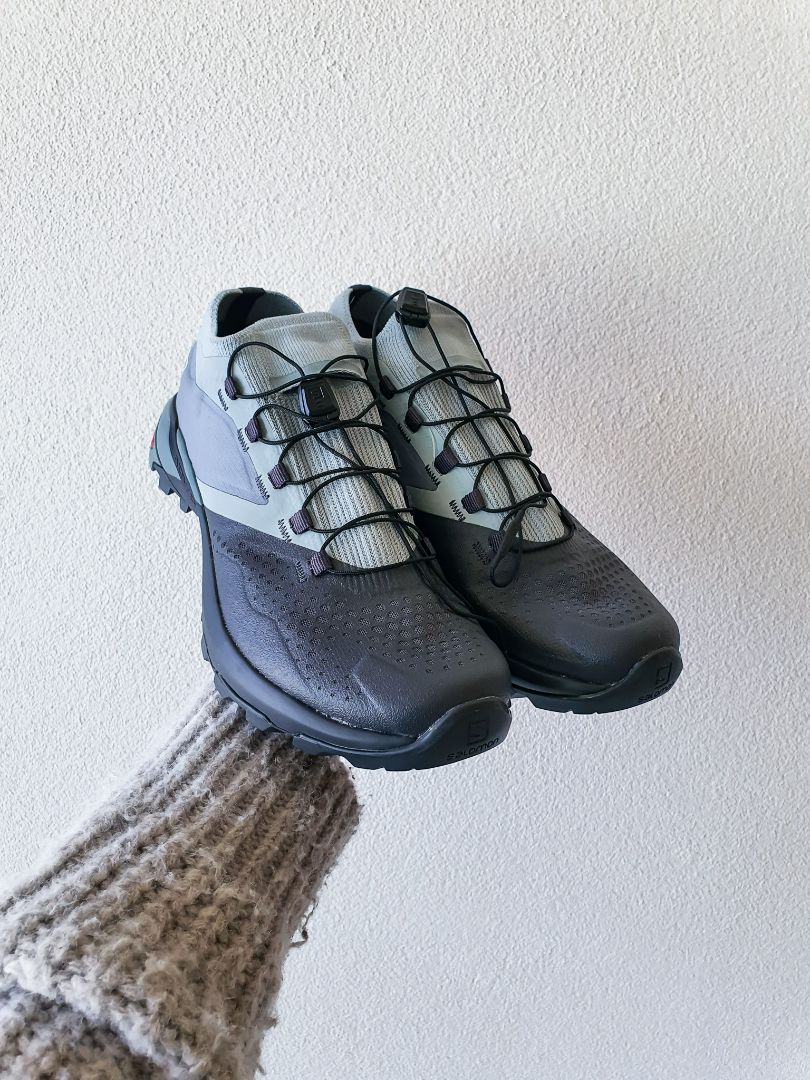 Salomon Shoes 5.5