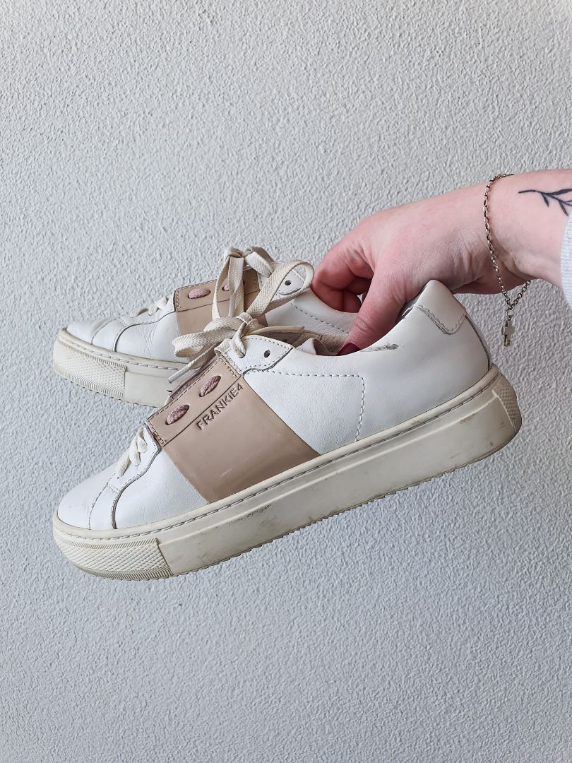 Frankie4 Shoes 7