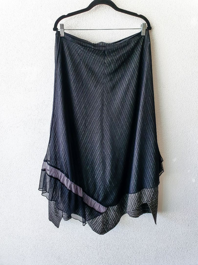 Lisa Law Skirt L
