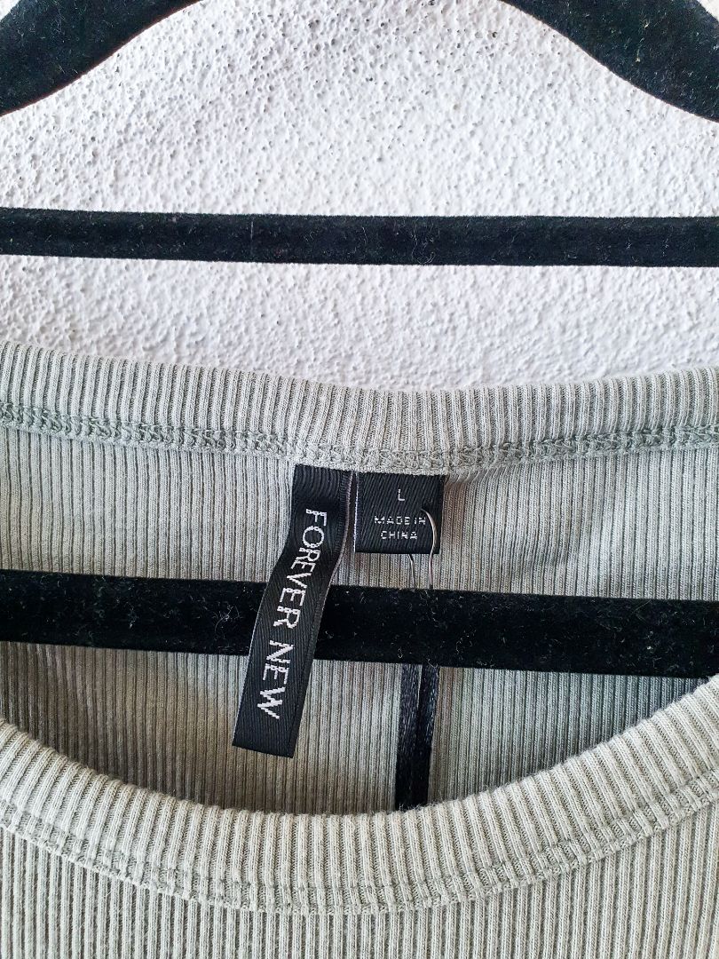Lorna Jane Top L