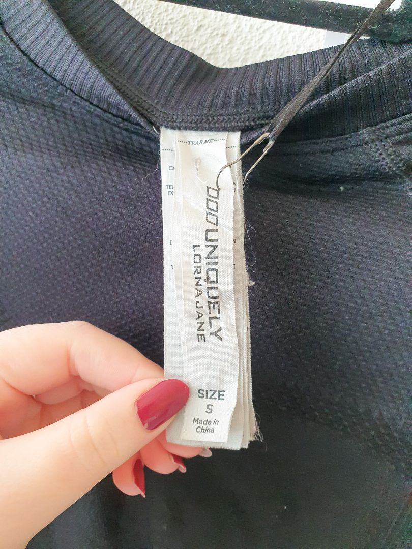 Lorna Jane Top S