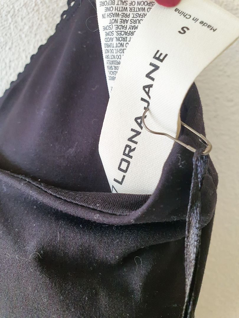 Lorna Jane Top S