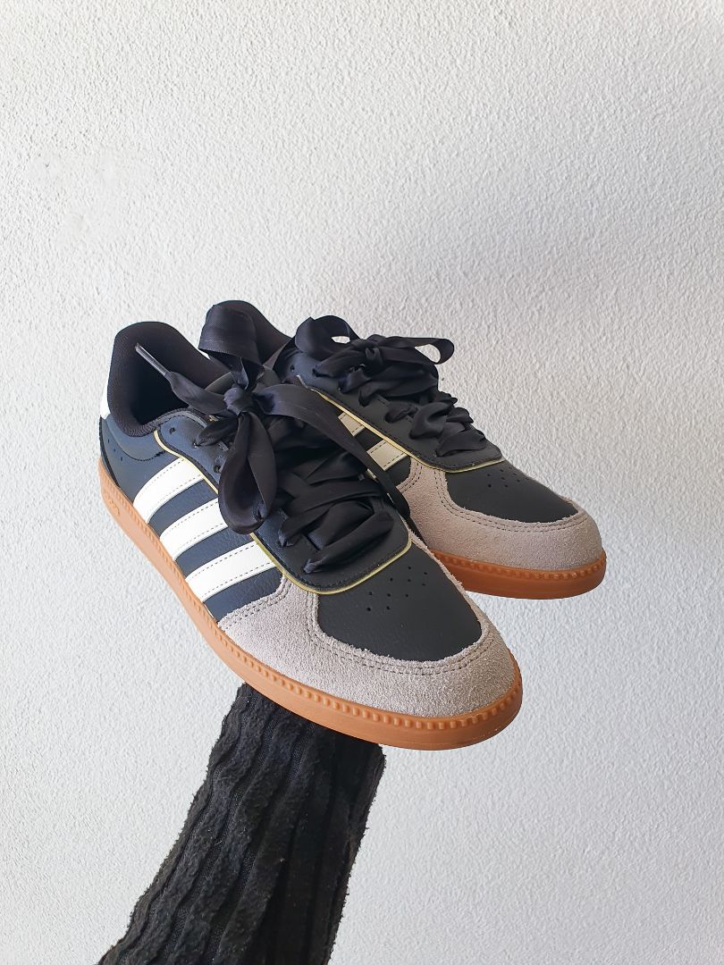 Adidas Shoes EUR40