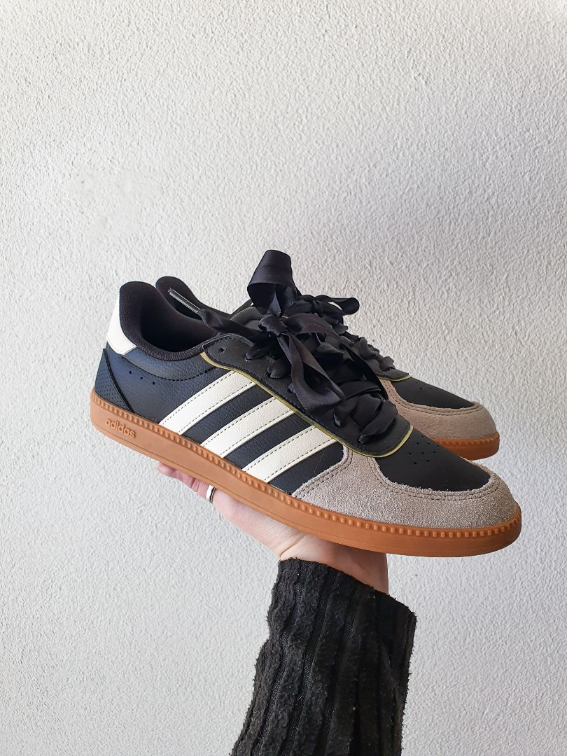 Adidas Shoes EUR40
