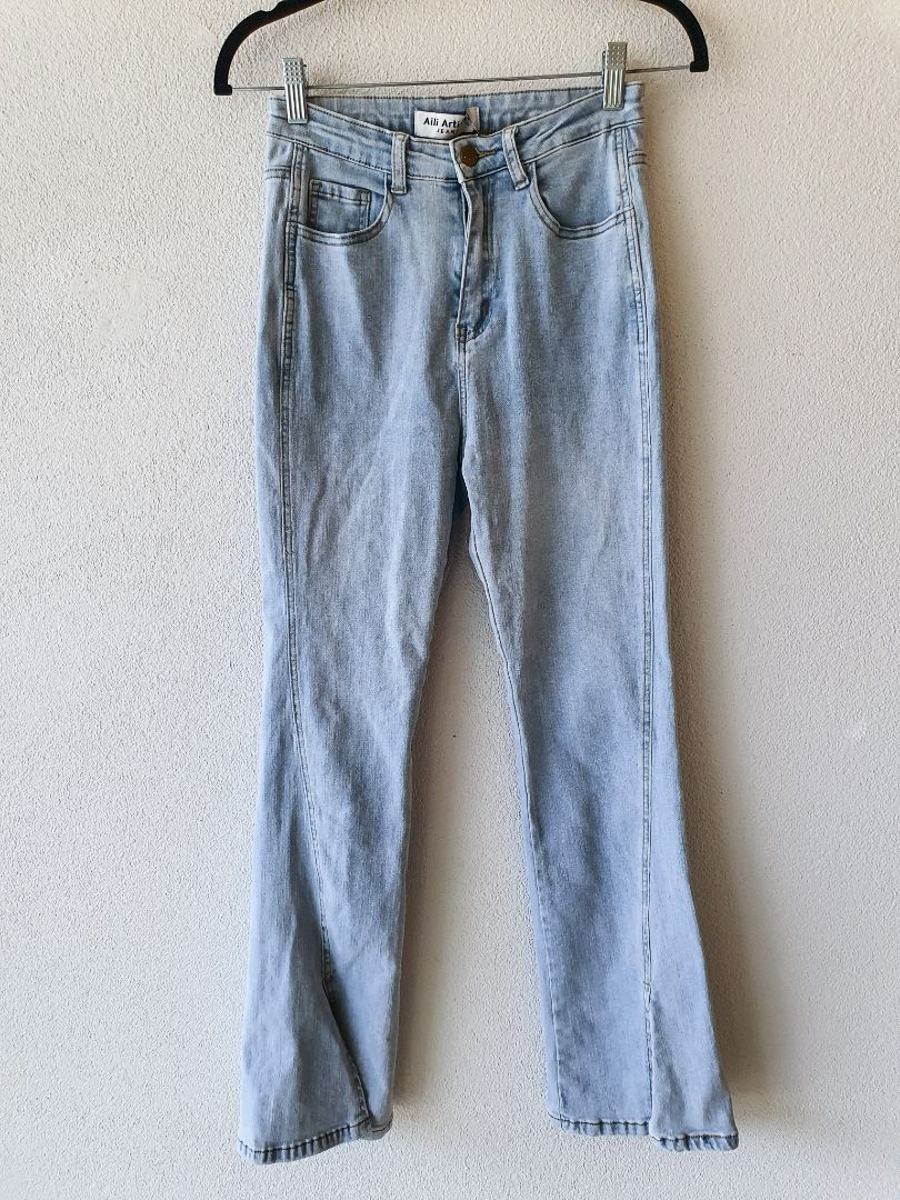 Aili Artisan Jeans 26