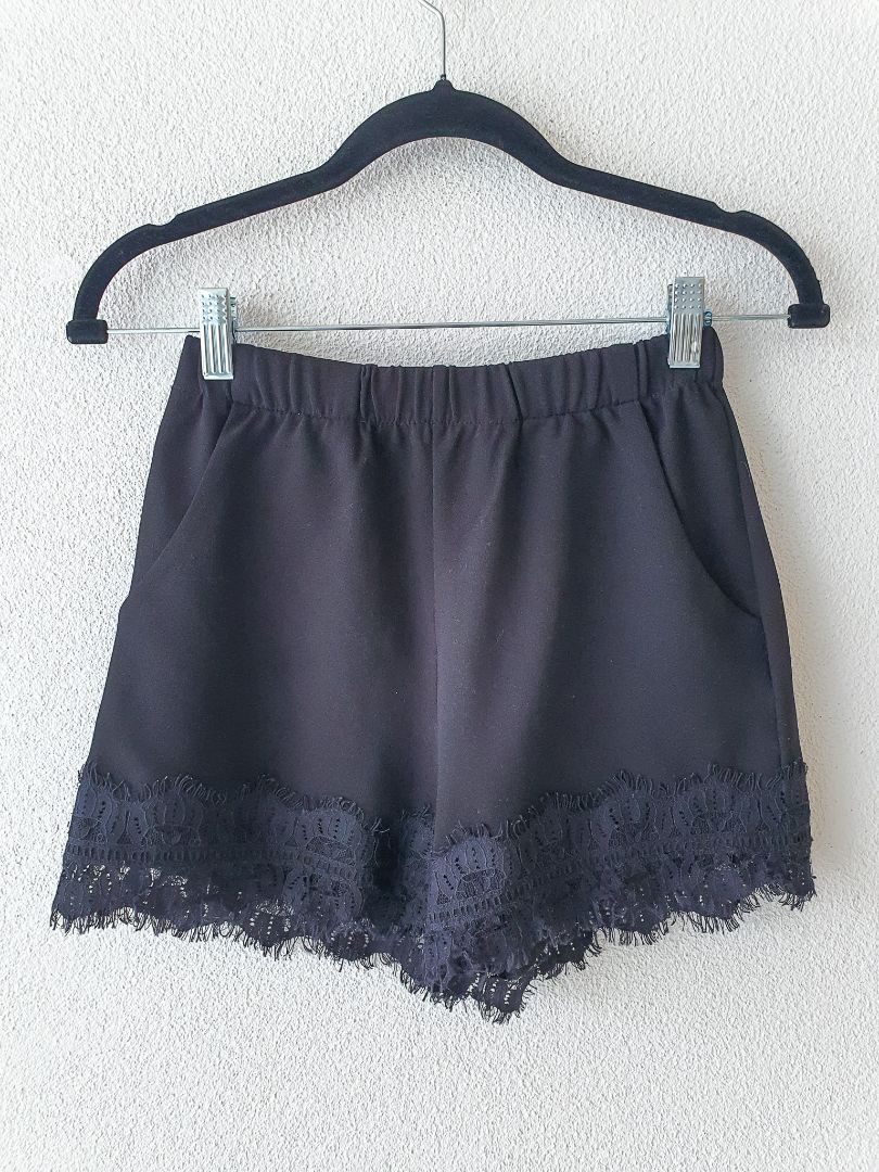 Ikumi Shorts S