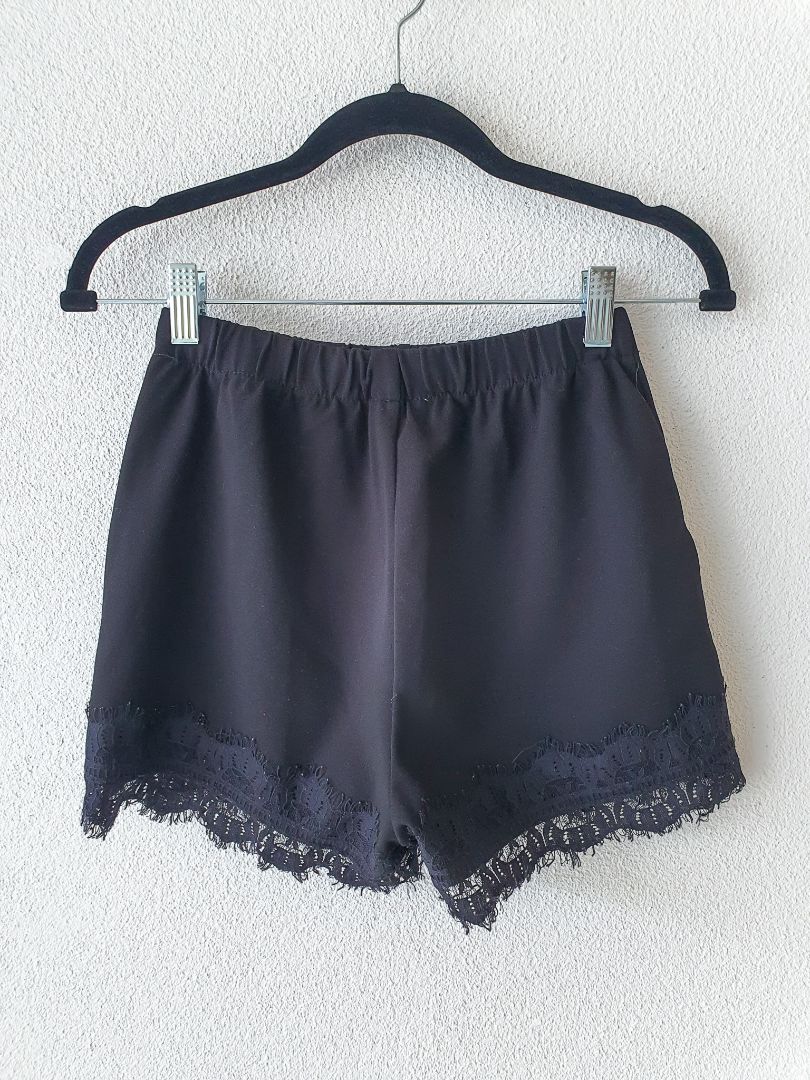 Ikumi Shorts S