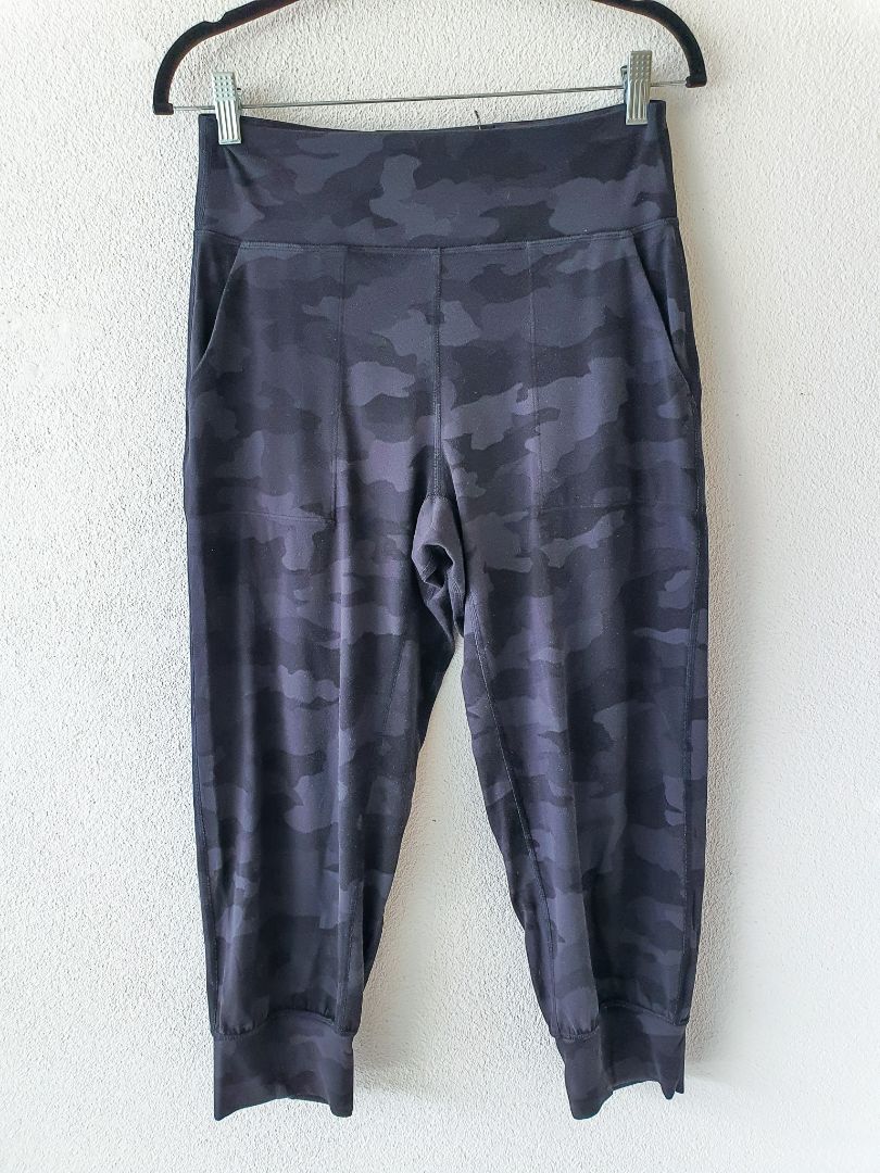 Lululemon pants