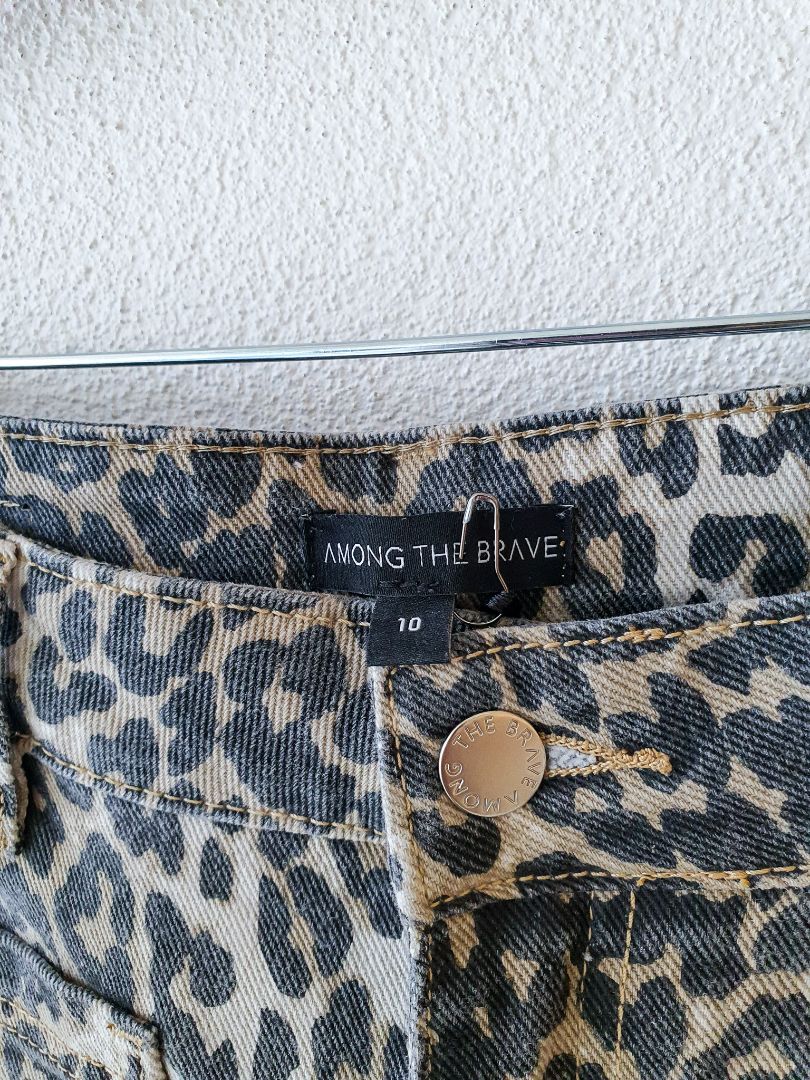 Among The Brave Jeans S
